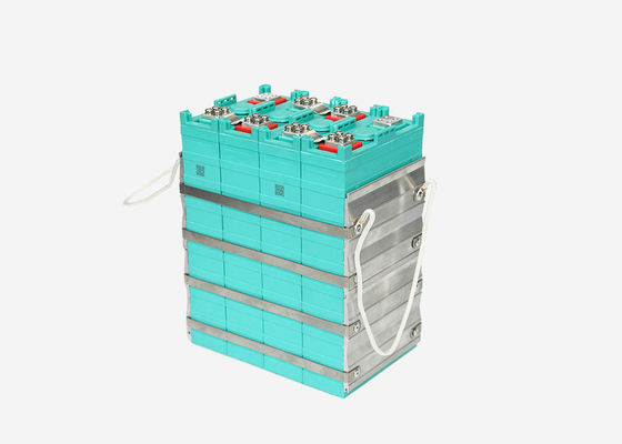Harga yang pantas 100ah 10c 12v Baterai Isi Ulang Lithium Ion PP Shell on line