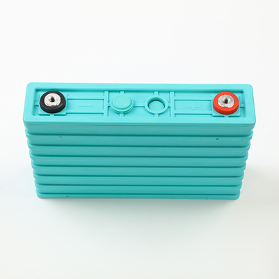Harga yang pantas 160ah Lifepo4 Battery Cell Untuk Kendaraan Rekreasi Mobil Listrik Ups on line